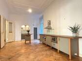 Berliner Zimmer Küche - WUNDERBARE, GROSSZÜGIGE 5-6 ZIM. ALTBAU-WHG., GR. WOHNKÜCHE + BALKON MIT VIEL POTIENTIAL UNWEIT KUDAMM