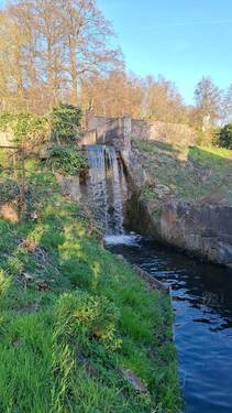 Nebenan der Wasserfall der Bäk - 