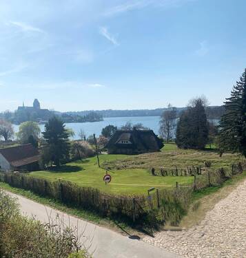 Vom Glück, hier wohnen zu können - **RESERVIERT** Grundstück in exponierter ruhiger Seelage vom Ratzeburger Domsee