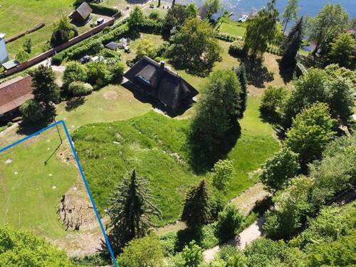 Gesamtlage am See. Die Wohnbaufl ist blau makiert - Grundstück in Ratzeburg zum Kaufen