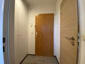 Flur mit Einbauschrank - 