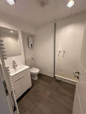 tempImageIBDDm0.jpg - 