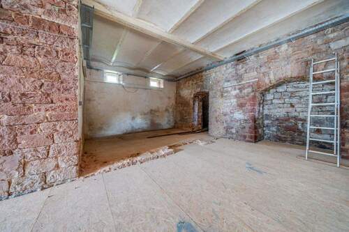 EG - Einfamilienhaus in Gemünden