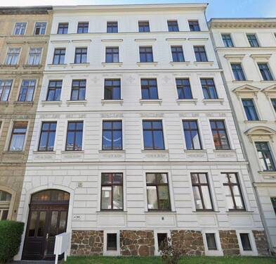 Außenansicht - Helle 2-Zimmer-Dachgeschoss-Wohnung in der Paul-List-Straße in Leipzig