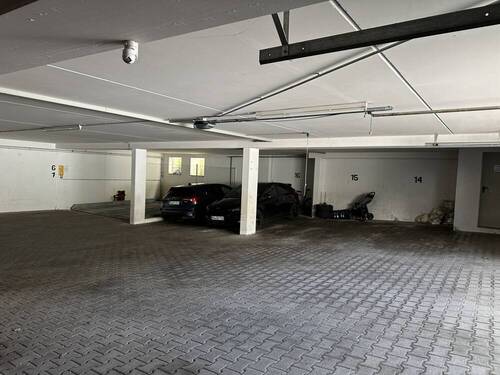 Tiefgarage - 