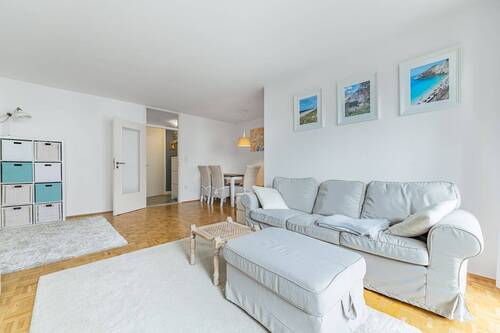 Wohn- Essbereich - 2 Zimmer Etagenwohnung zum Kaufen in München