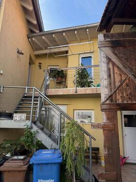 Zwischenbau - 3 Zimmer Mehrfamilienhaus, Wohnhaus in Brechen-Oberbrechen