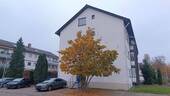 4-Familienhaus - Einzigartige Kombination: Eigentumswohnung & vielseitig nutzbare Gewerbe-Hobbyräume + Stellplätze
