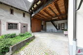 Bild 1 - Ehemaliges Bauernhaus mit großer Scheune im beliebten Oberdorf von Haltingen