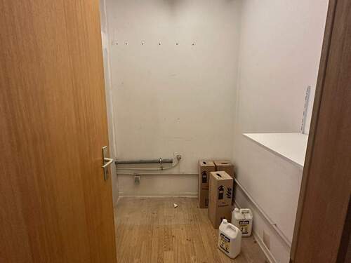 tempImagev8Dh53.jpg - 