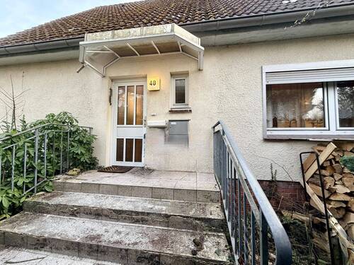 Eingangsbereich - 5 Zimmer Einfamilienhaus zum Kaufen in Hamburg