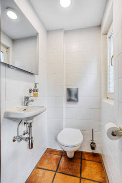 Haus_28_Gäste_WC - 