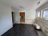 Küche m. Durchreiche in Esszimmer - 
