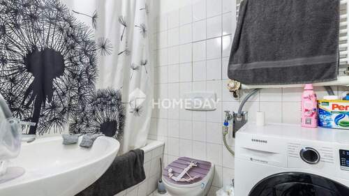Badezimmer 1 - Etagenwohnung mit 77,30 m² in Berlin zum Kaufen
