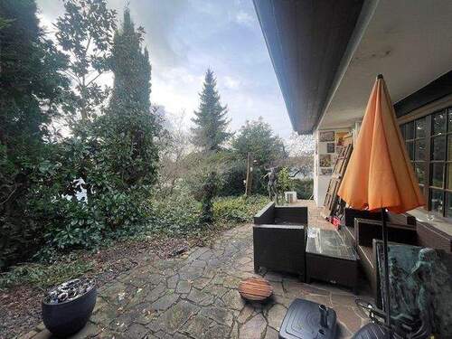 Terrasse - Einfamilienhaus mit 150,00 m&sup2; in Saarbrücken zum Kaufen