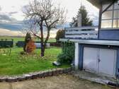 Garage mit Blick in den Garten - 