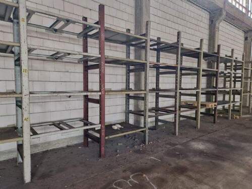 Ablagemöglichkeit - 