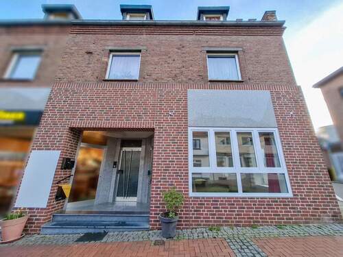 2 Frontansicht - 2 Zimmer Büro zur Miete in Übach-Palenberg