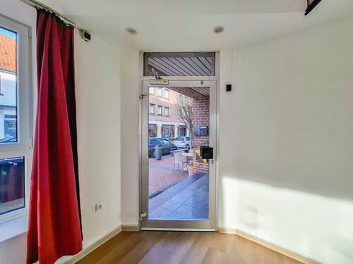 4 Eingang - Büro mit 55,00 m&sup2; in Übach-Palenberg zur Miete