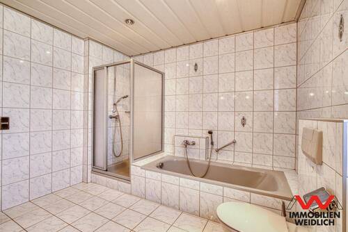 Bad im Obergeschoss - 