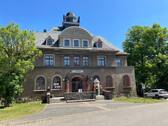 Ehemaliges Rathaus Ebersdorf - Viel Platz (109 m²) im Erdgeschoss des ehemaligen Rathauses Ebersdorf