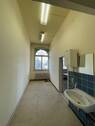 Raum 4 mit Waschbecken - 