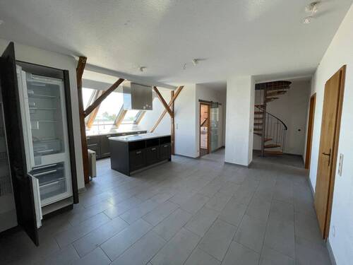 Wohn-Küchenbereich.JPG - 3 Zimmer Etagenwohnung in Chemnitz