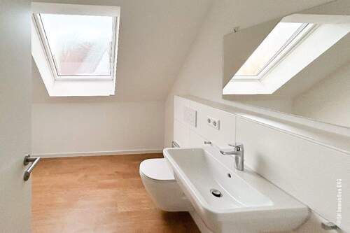 Bad - Etagenwohnung mit 80,90 m&sup2; in Jork zur Miete