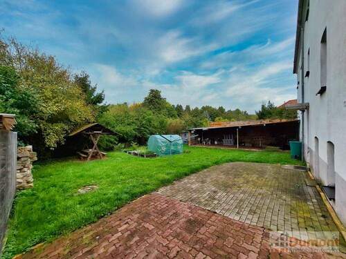 Garten - Mehrfamilienhaus, Wohnhaus zum Kaufen in Merseburg