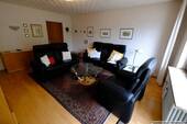 Wohnzimmer - 3 Zimmer Etagenwohnung zum Kaufen in Stuttgart