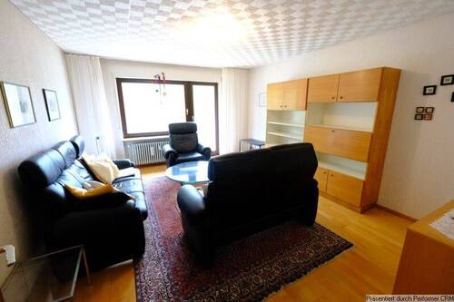 Wohnzimmer - Etagenwohnung mit 71,00 m&sup2; in Stuttgart zum Kaufen