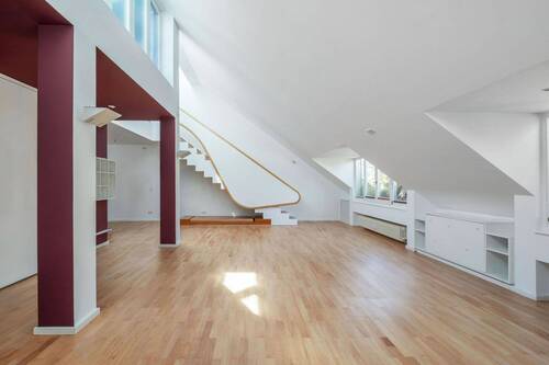 Wohnbereich - 2 Zimmer Etagenwohnung in Berlin
