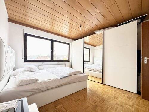 Schlafzimmer - Etagenwohnung mit 80,60 m² in Großbottwar zum Kaufen