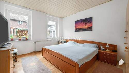 EG Schlafzimmer 1 - 