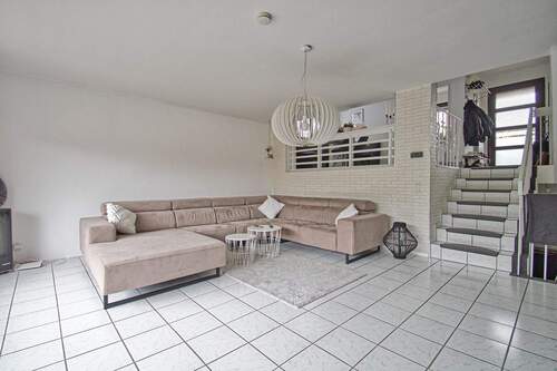 Wohnzimmer (1) - Verlässliches Wohnen in bester Lage von Krefeld-Verberg