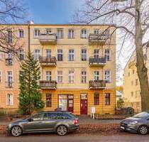 Gepflegte Dachgeschosswohnung mit Altbaucharme in Berlin-Pankow