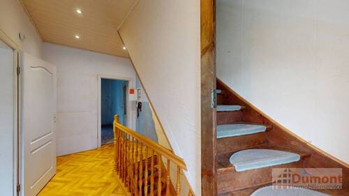 Flur Zimmer OG Mitteleingang - 