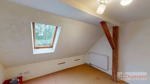 Zimmer DG Mitteleingang - 