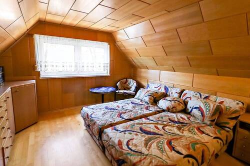 Zimmer 4 - 