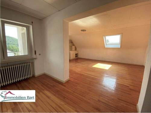 Wohn-Essbereich im OG - 