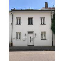 Wohnhaus mit großer Terrasse direkt an der Grenze L-Remich - Perl Nennig