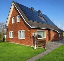 Ein Haus mit Charakter - viel Platz, Ruhe und Potenzial für Ihr Traumzuhause in Neufeld!