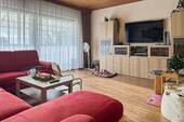 Wohnzimmer Erdgeschoss - 6 Zimmer Einfamilienhaus in Adelsdorf