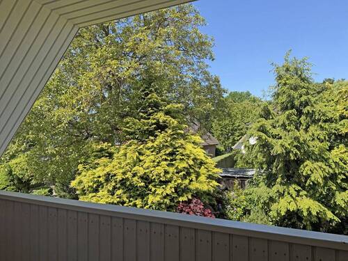 Blick von der Loggia - Einfamilienhaus mit 129,00 m&sup2; in Hamburg zum Kaufen