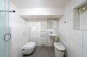 Bathroom 2 - 2 - 