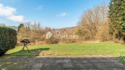 Ausblick - Ein Haus mit Charakter, Weitblick und großem Entwicklungspotenzial in einzigartiger Lage