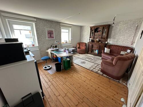 tempImageSUYglr.jpg - 