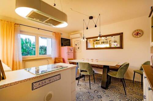 Zweitküche mit zusätzlichem Essbereich - 