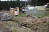 kleines Gartenhaus mit 2 Gewächshäusern - 