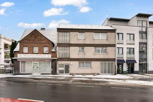 Strassenansicht - Seltenes Baugrundstück in zentraler Lage von Pulheim